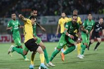 صدرنشینی تیم فوتبال سپاهان با نتیجه ۲ بر یک