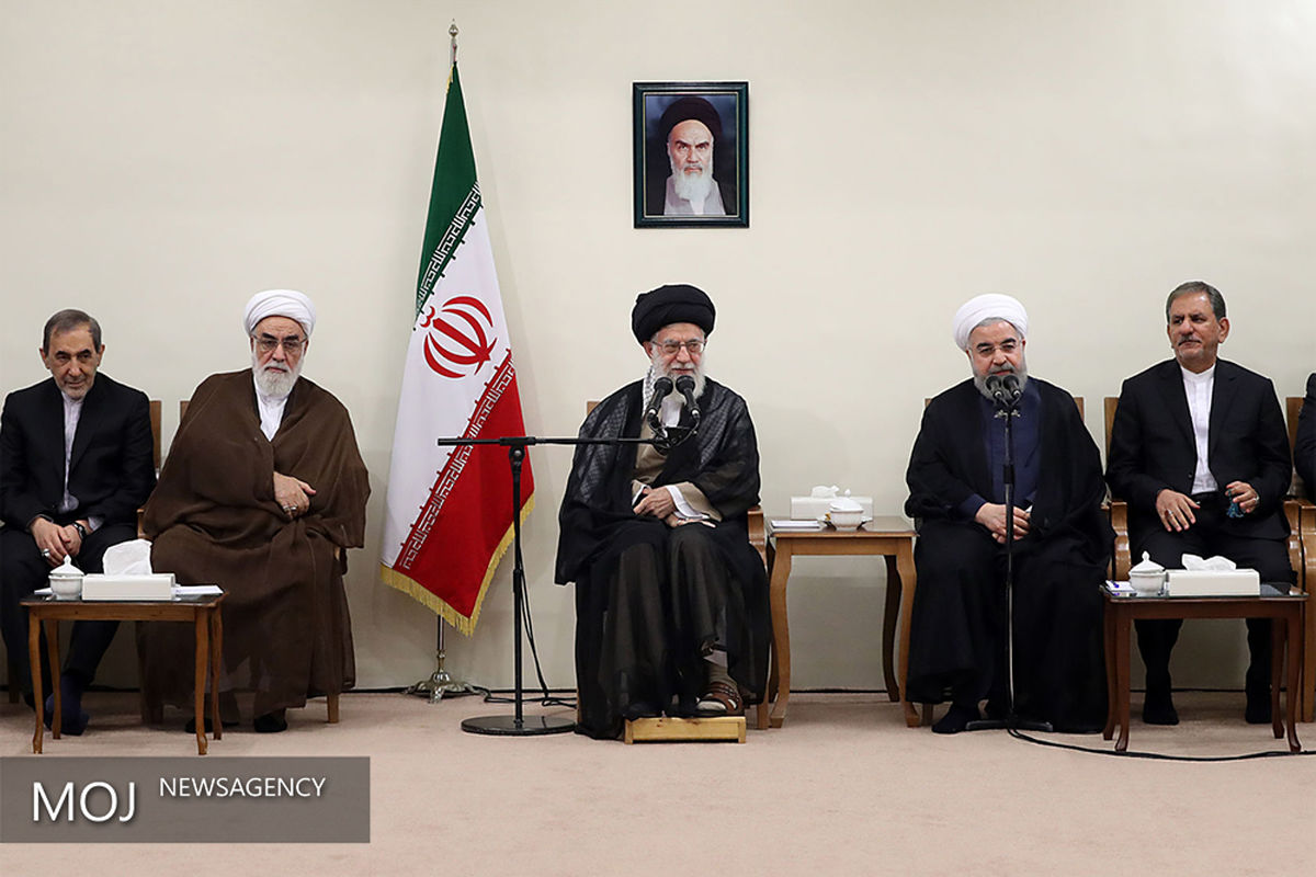 دیدار رییس‌جمهور و اعضای هیات دولت با مقام معظم رهبری