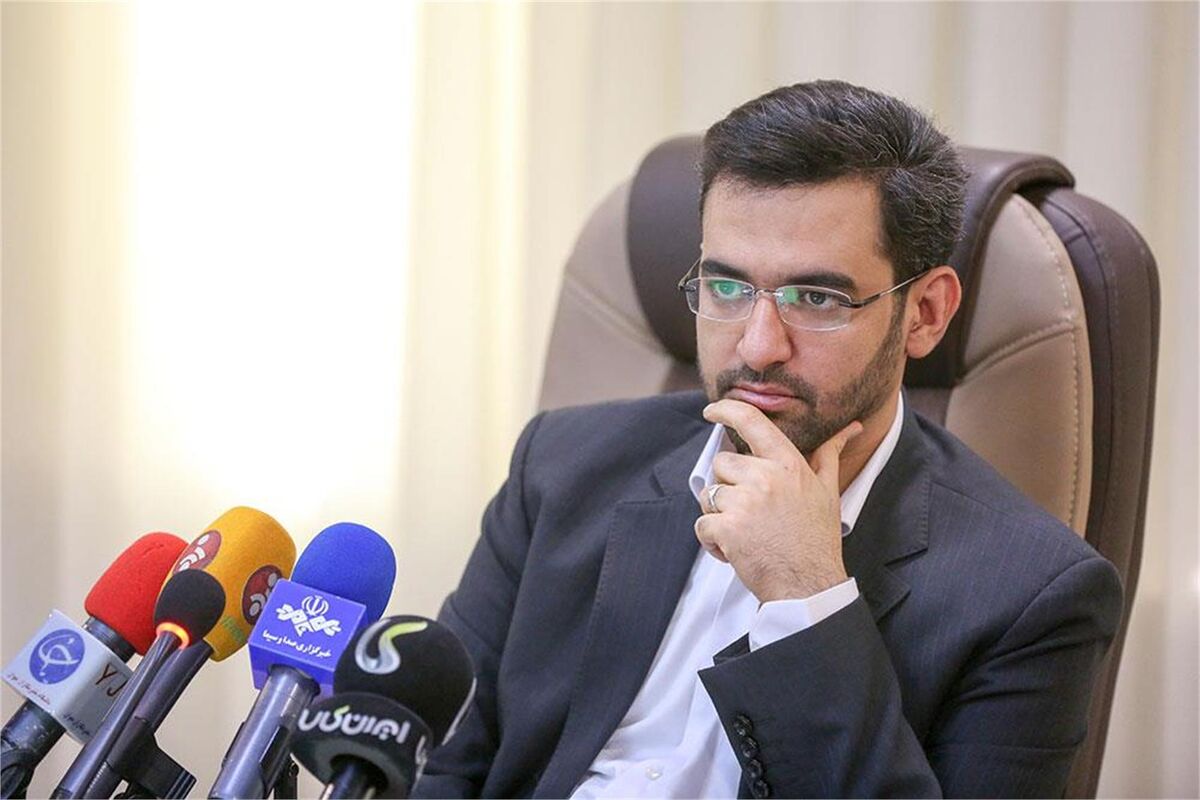 سفر آذری جهرمی به کردستان