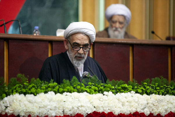 گمانه‌زنی‌هایی انتخاب رهبری که در فضای مجازی منتشر شده، فاقد وجاهت است