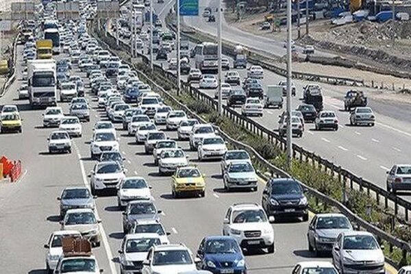 تردد در محورهای منتهی به مرزهای اربعین روان است