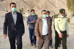 ستاد اجرایی فرمان امام (ره) و بنیاد احسان پای کار زلزله زدگان هرمزگان 