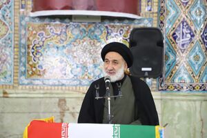 انتقاد سیاسی نباید از دایره انصاف خارج شود  