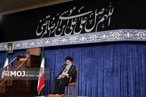 ایران متحد و مقاوم در برابر آمریکا باقی می‌ماند