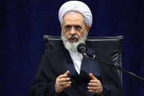 آیت‌الله اعرافی شهادت علی لاریجانی را تسلیت گفت
