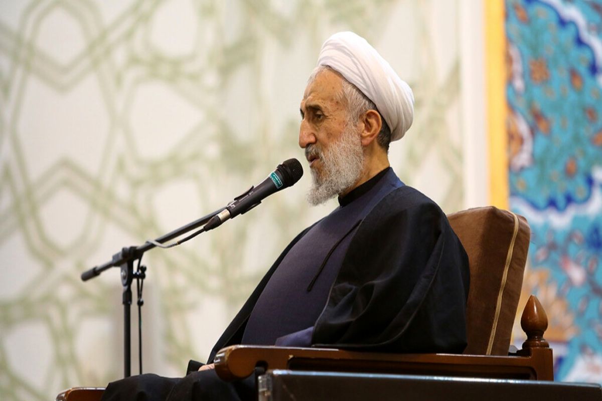 حرم مطهر بانوی کرامت