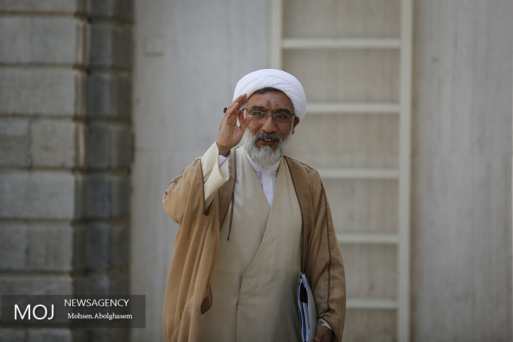 حاشیه آخرین جلسه هیات دولت یازدهم/مصطفی پور محمدی
