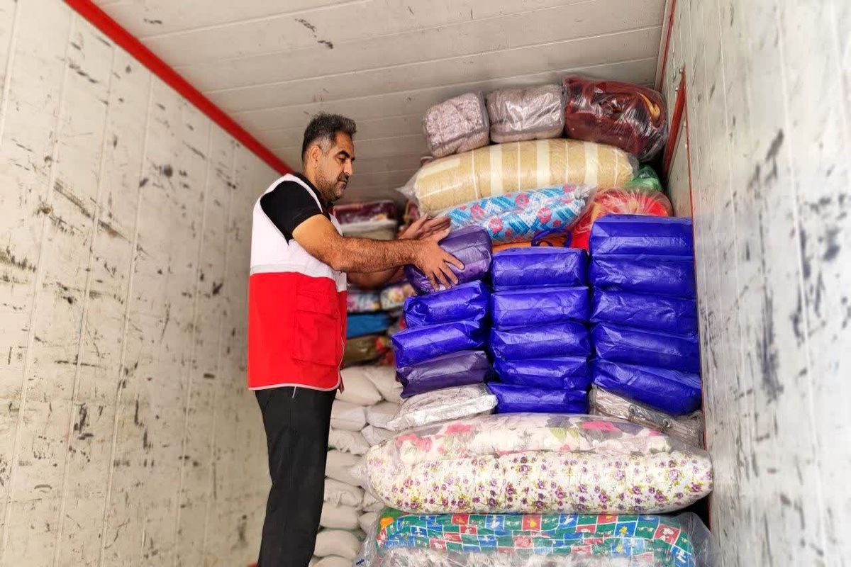 کمک های مردم خراسان رضوی به جبهه مقاومت