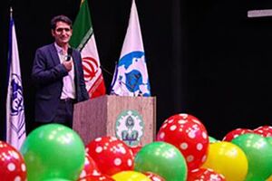 کتاب و کتاب خوانی مسیر گذر از کودکی تا بزرگسالی را هموار می کند
