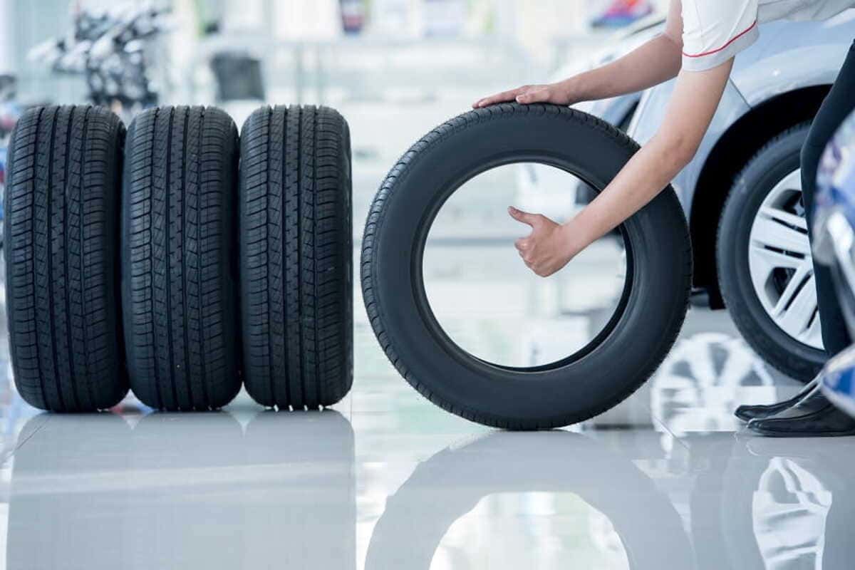 لاستیک ماشین