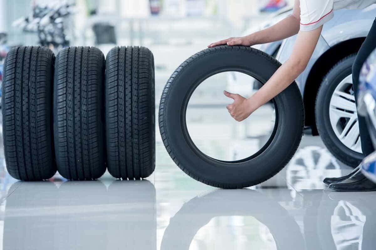 لاستیک ماشین