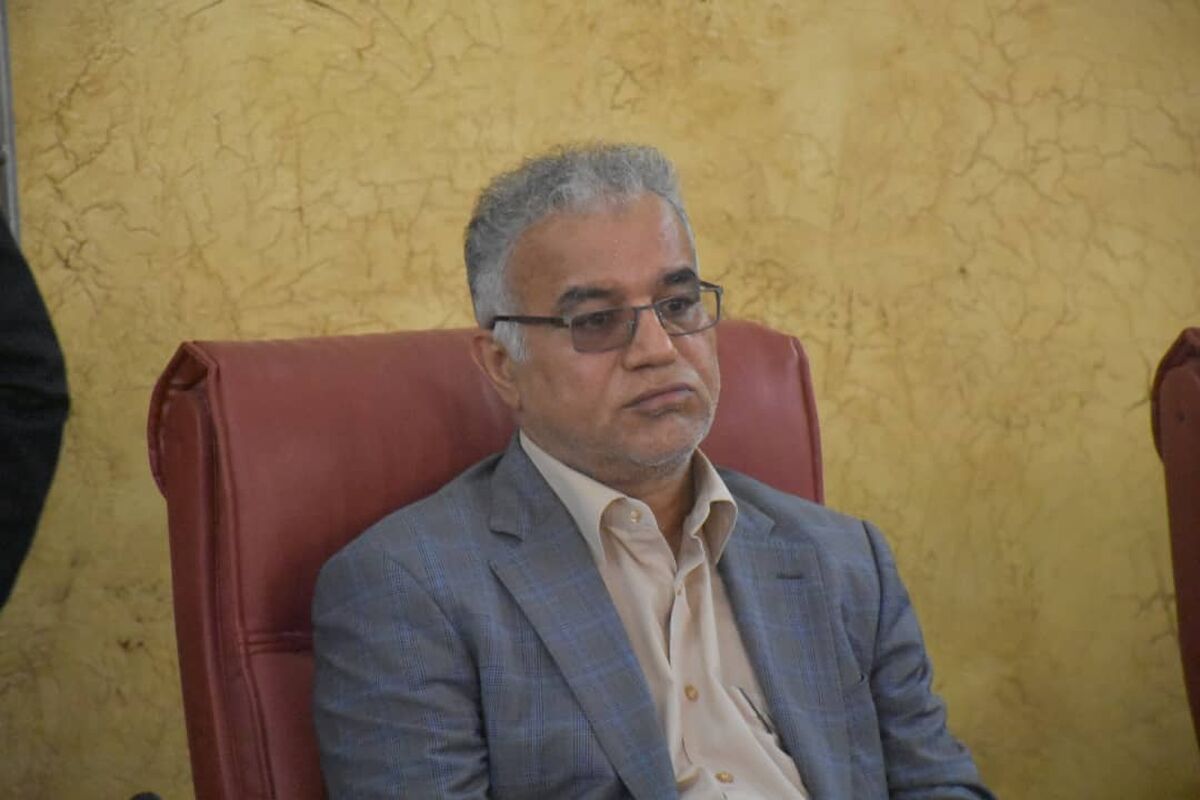 فرماندار آبادان