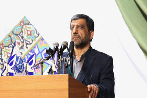دولت نهایت بی‌مسئولیتی را نسبت به پیام‌رسان داخلی انجام داد/ رسانه‌ها نباید کار کارمندی کنند