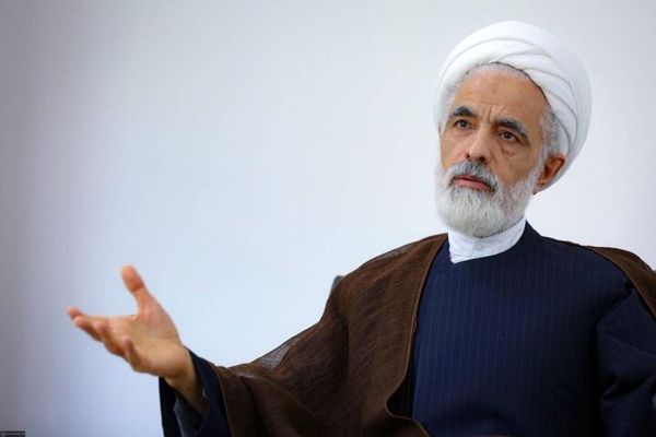 در ادوار بسیار سختی شهید لاریجانی مجلس را اداره می‌کرد