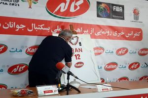 رونمایی از پیراهن تیم ملی بسکتبال جوانان در جام جهانی