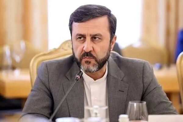 مین‌زدایی تنگه هرمز در انحصار ایران است