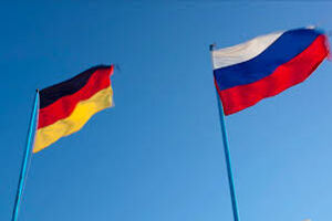 Merkel, Putin will discuss Middle East crisis in Moscow