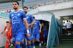 استقلال با هوادارانش تمرین می‌کند