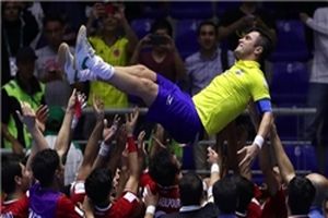 فالکائو از فوتسال خداحافظی کرد؛ شمسایی رکورددار جهان باقی ماند