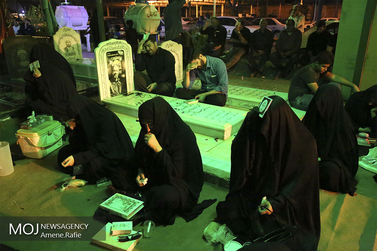 شب بیست و یکم ماه مبارک رمضان در جوار شهدای مدافع حرم اهواز
