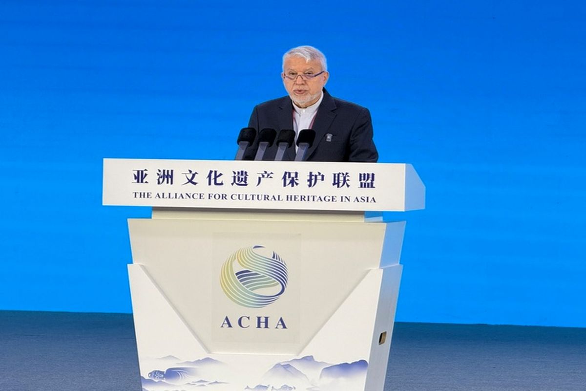 وزیر میراث فرهنگی