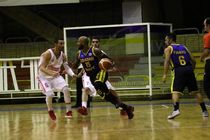 تیم های نفت آبادان، شهرداری تبریز و پتروشیمی بندر امام مقابل حریفان خود پیروز شدند