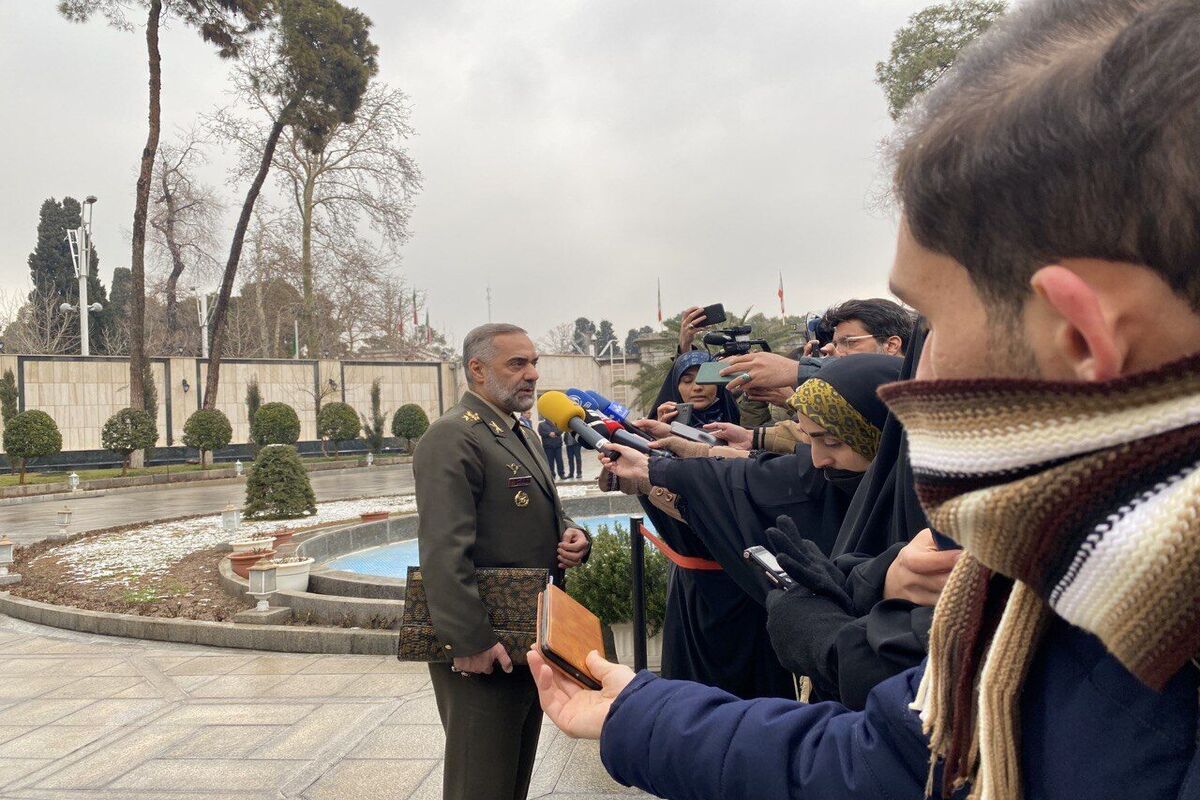 وزیر دفاع