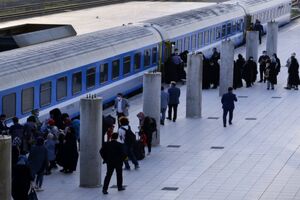 ظرفیت قطارهای داخلی و بین‌المللی در آستانه عزای حسینی افزایش یافت