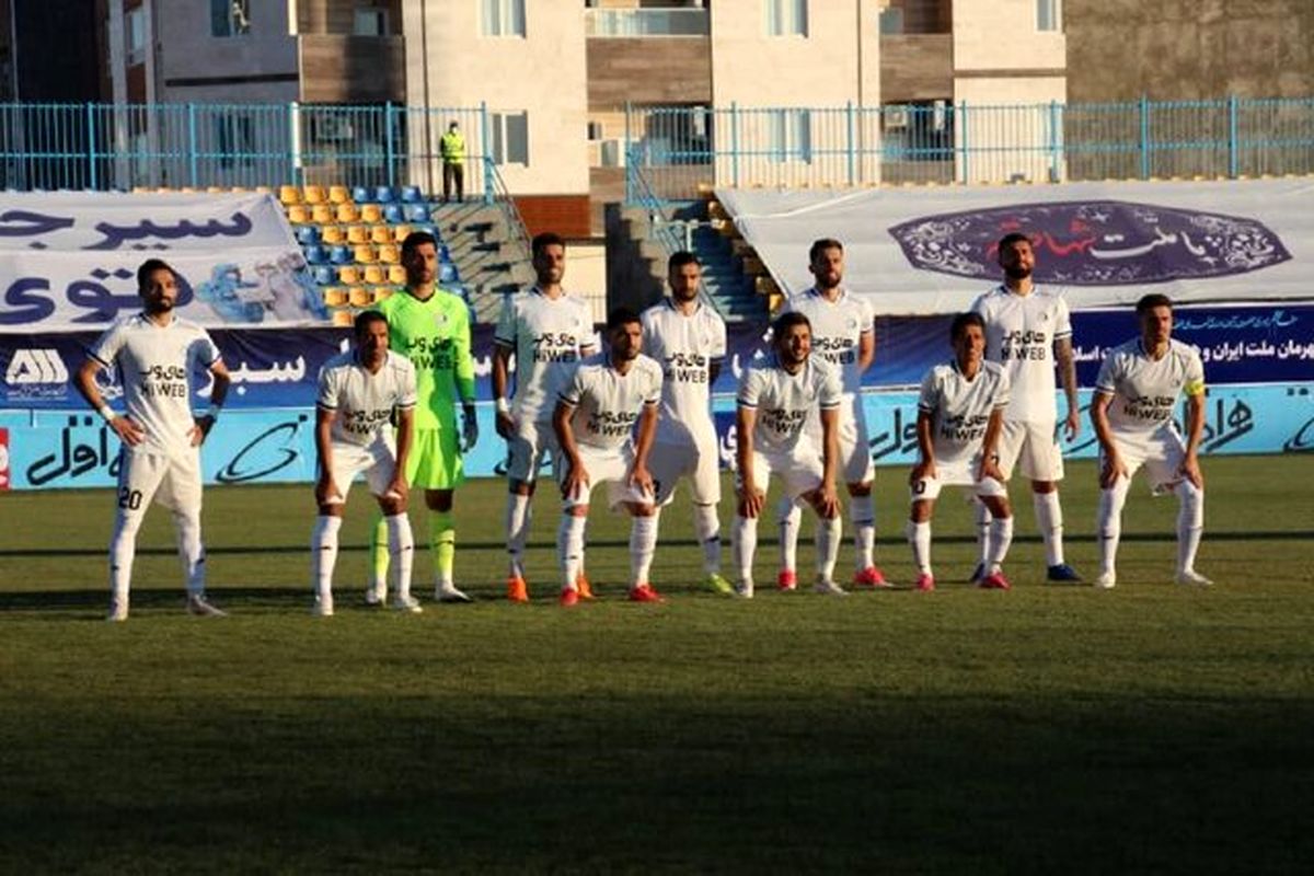 ترکیب استقلال1