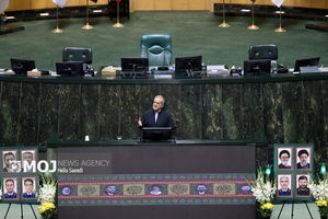 ادعاهای پوچ دشمنان نظام با زندگی معمولی شهید رئیسی و شهدای خدمت بی‌اثر شد