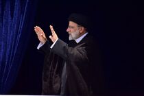 حضور رئیسی در جمع پرشور مردم چاراویماق + تصاویر