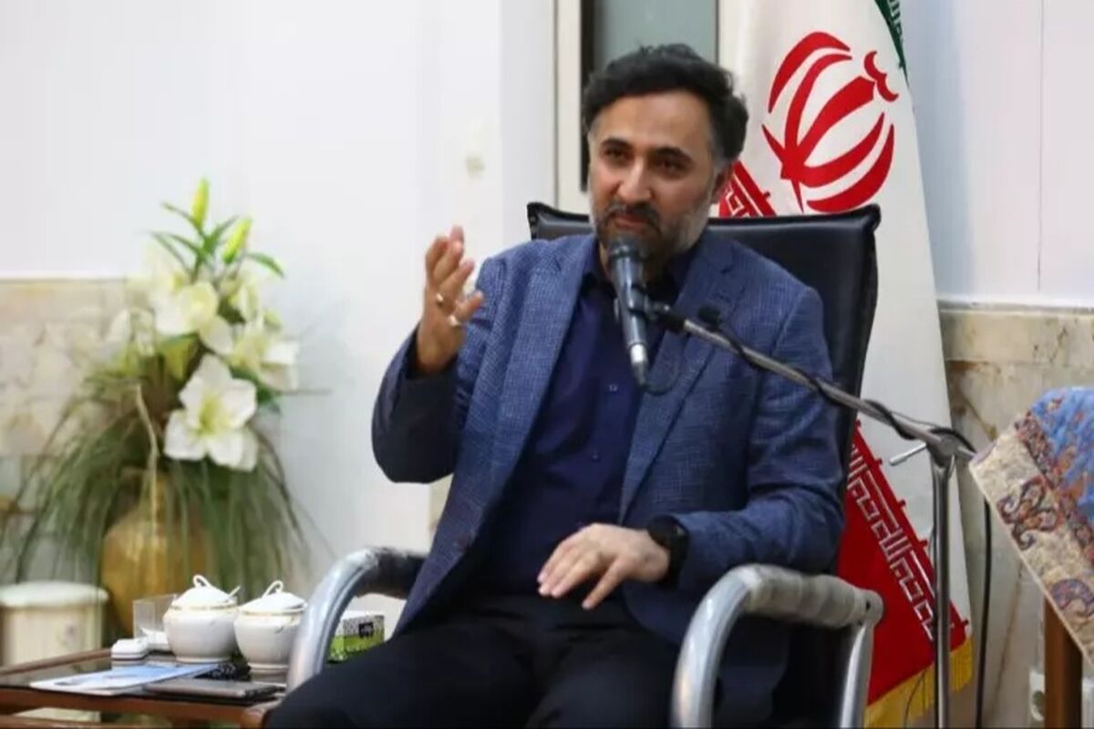 دهقانی فیروزآبادی 
