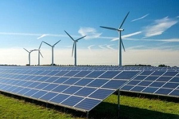 آغاز ساخت ۱۰۰ مگاوات نیروگاه خورشیدی برای چاه‌های کشاورزی تهران