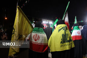 ایران و حزب‌الله دو قدرت نظامی بزرگ منطقه، یعنی آمریکا و اسرائیل را مهار کردند! + فیلم