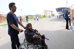 سفر دریایی معلولان توسط ناوگان بندر شهید حقانی رایگان است