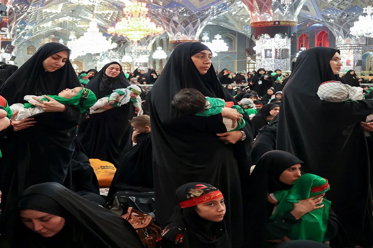 آیین شیرخوارگان حسینی در حرم مطهر رضوی