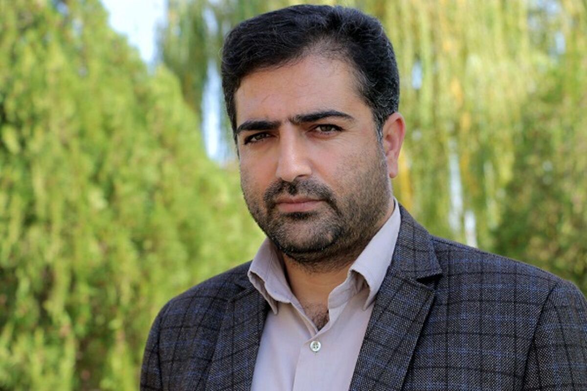 هادی نقیبی1