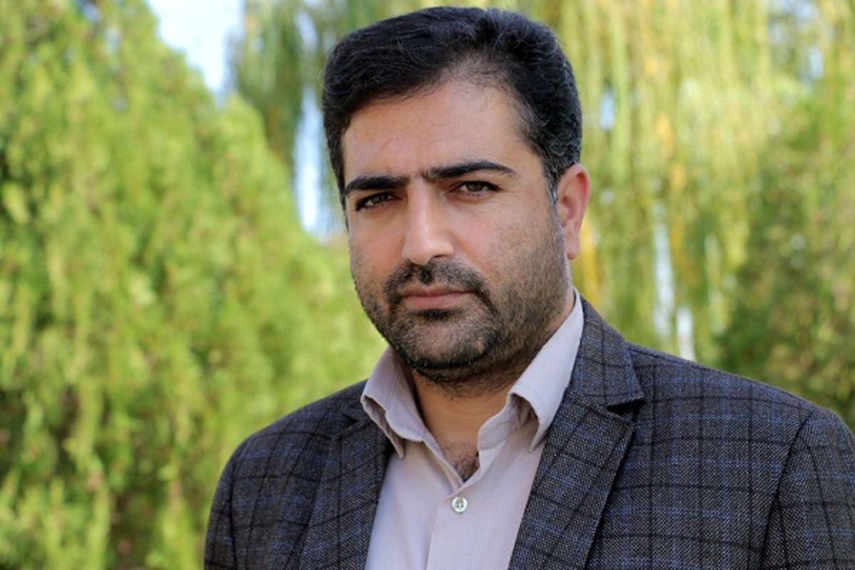 هادی نقیبی1