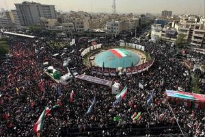 تشییع ‌ شهدای اقتدار⁩ ایران در تهران، شکوه دیگر از همبستگی ایرانیان بود