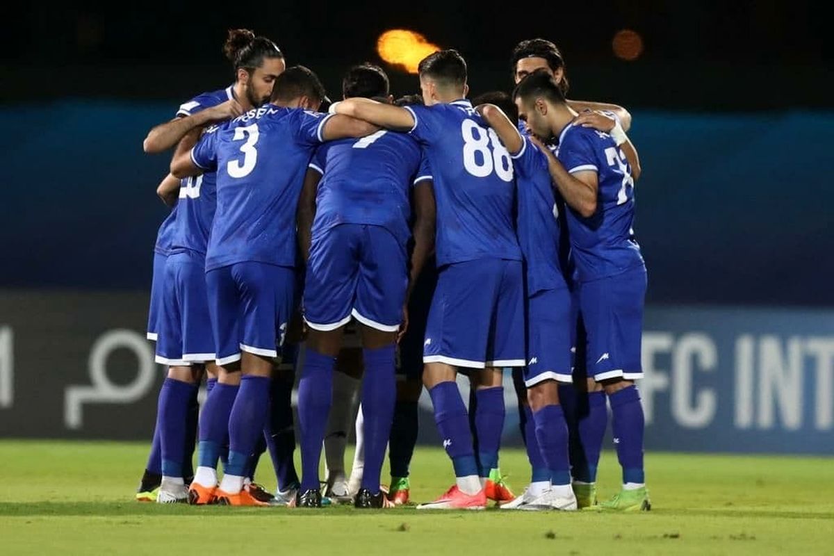 ترکیب استقلال212