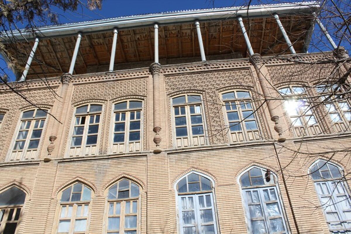 عمارت احمدزاده سنندج