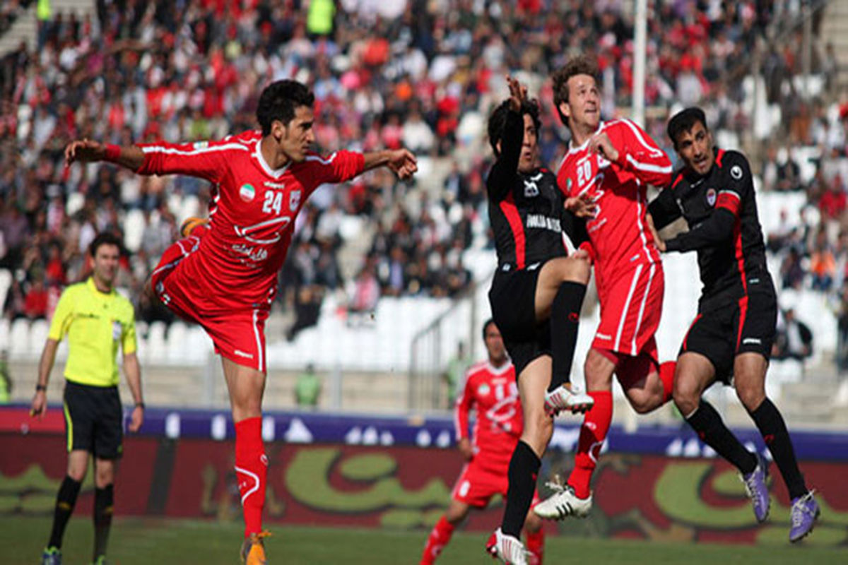 بازی تراکتورسازی و فولاد