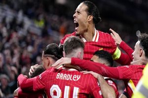 لیورپول از مذاکره با مارک گوئهی صرف‌نظر کرد و به سراغ لیونی رفت