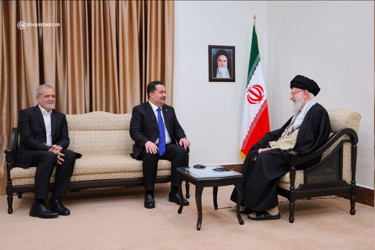 آیت‌الله خامنه‌ای