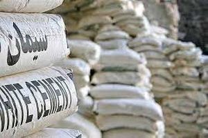 ۷۰ درصد سیمان خریداری شده در یک سال گذشته در اختیار ۱۵ نفر بوده است