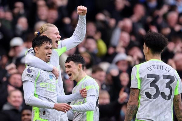 منچسترسیتی فشار بر آرسنال را افزایش داد