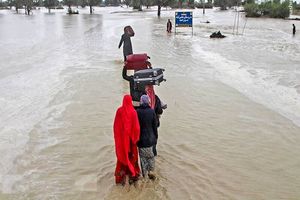 موازی کاری دستگاه های حمایتی در بحران سیل سیستان و بلوچستان