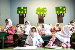 طبق آیین‌نامه با غیبت دانش‌آموزان برخورد خواهد شد