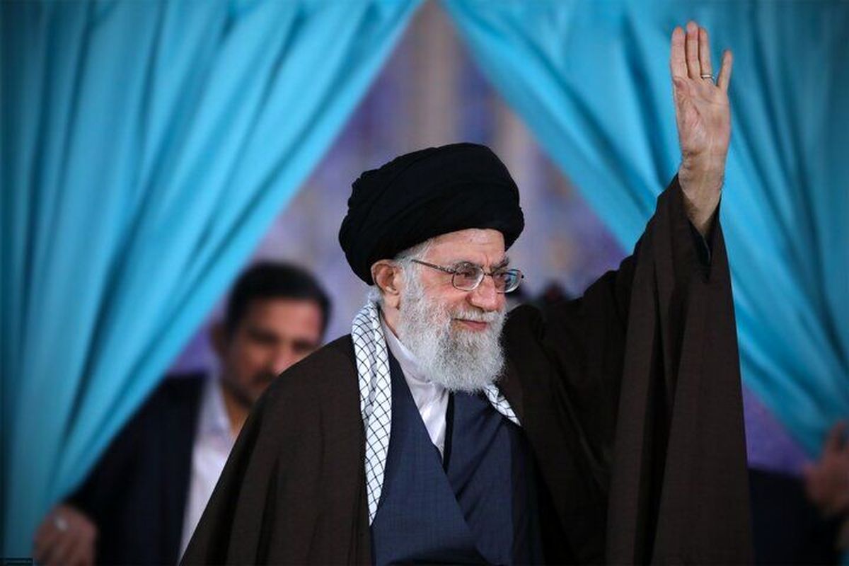 رهبر انقلاب