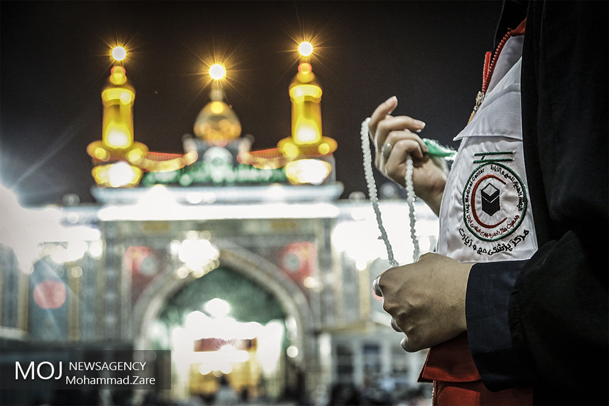 ایام عرفه در کنار حرم مطهر حضرت امام حسين(ع) 